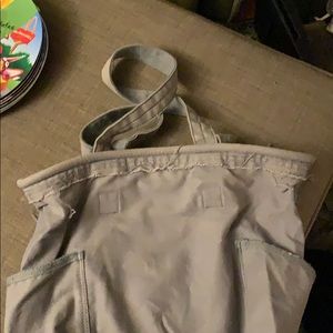 thirty-one RetroMetro distressed tote -spirit gray